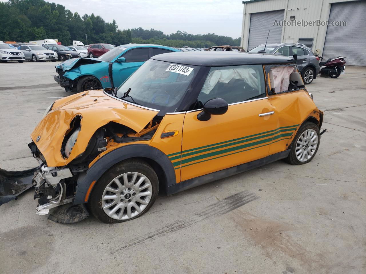 2015 Mini Cooper  Orange vin: WMWXM5C5XFT974256