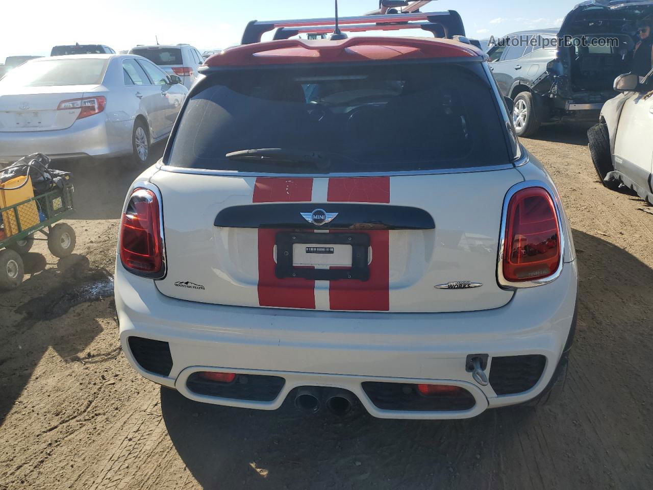 2018 Mini Cooper John Cooper Works White vin: WMWXM9C51J2F66303