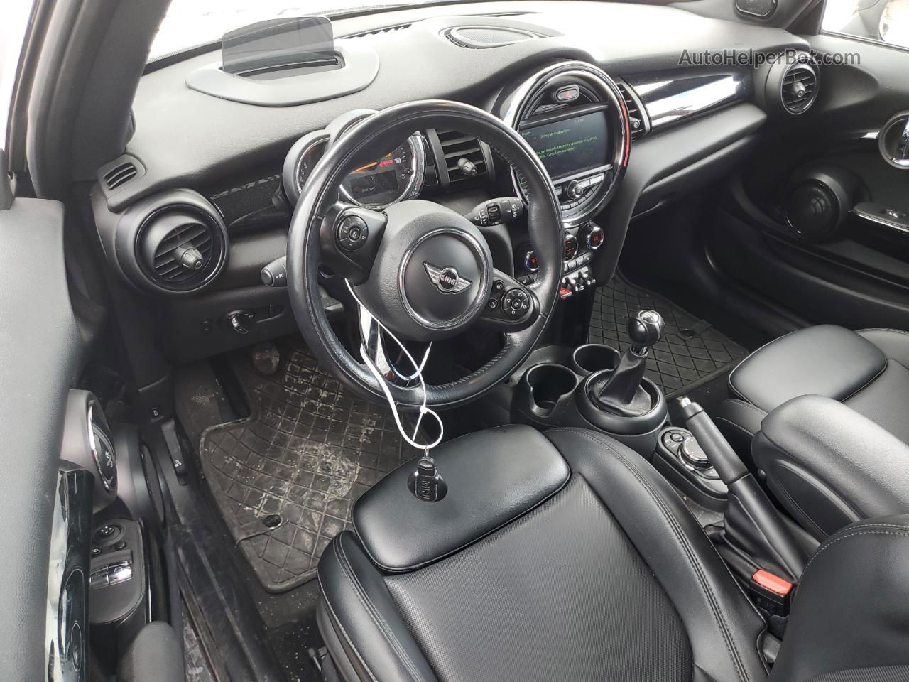 2018 Mini Cooper  Черный vin: WMWXP5C51J3D02024