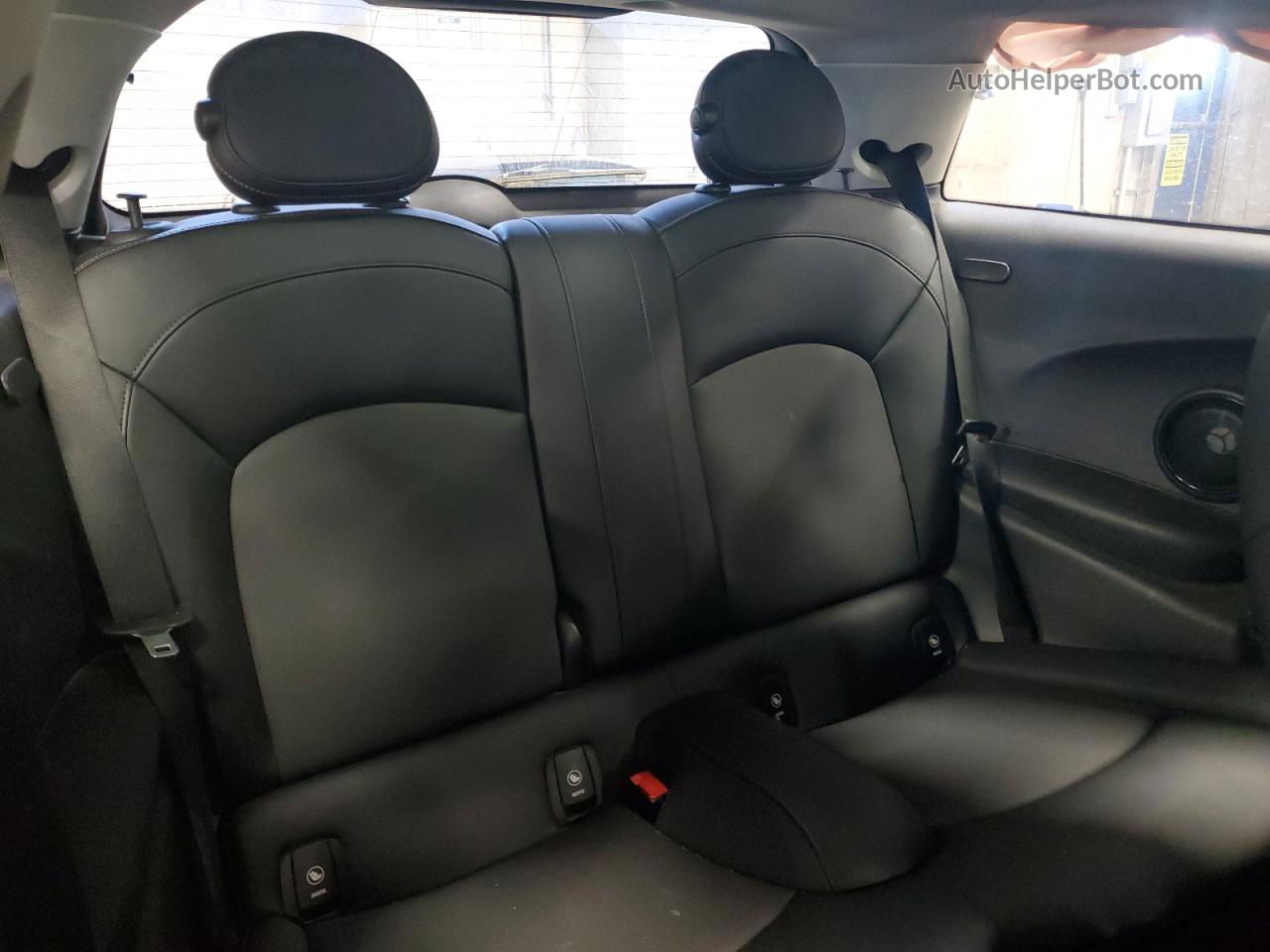 2018 Mini Cooper  Red vin: WMWXP5C53J2H29193