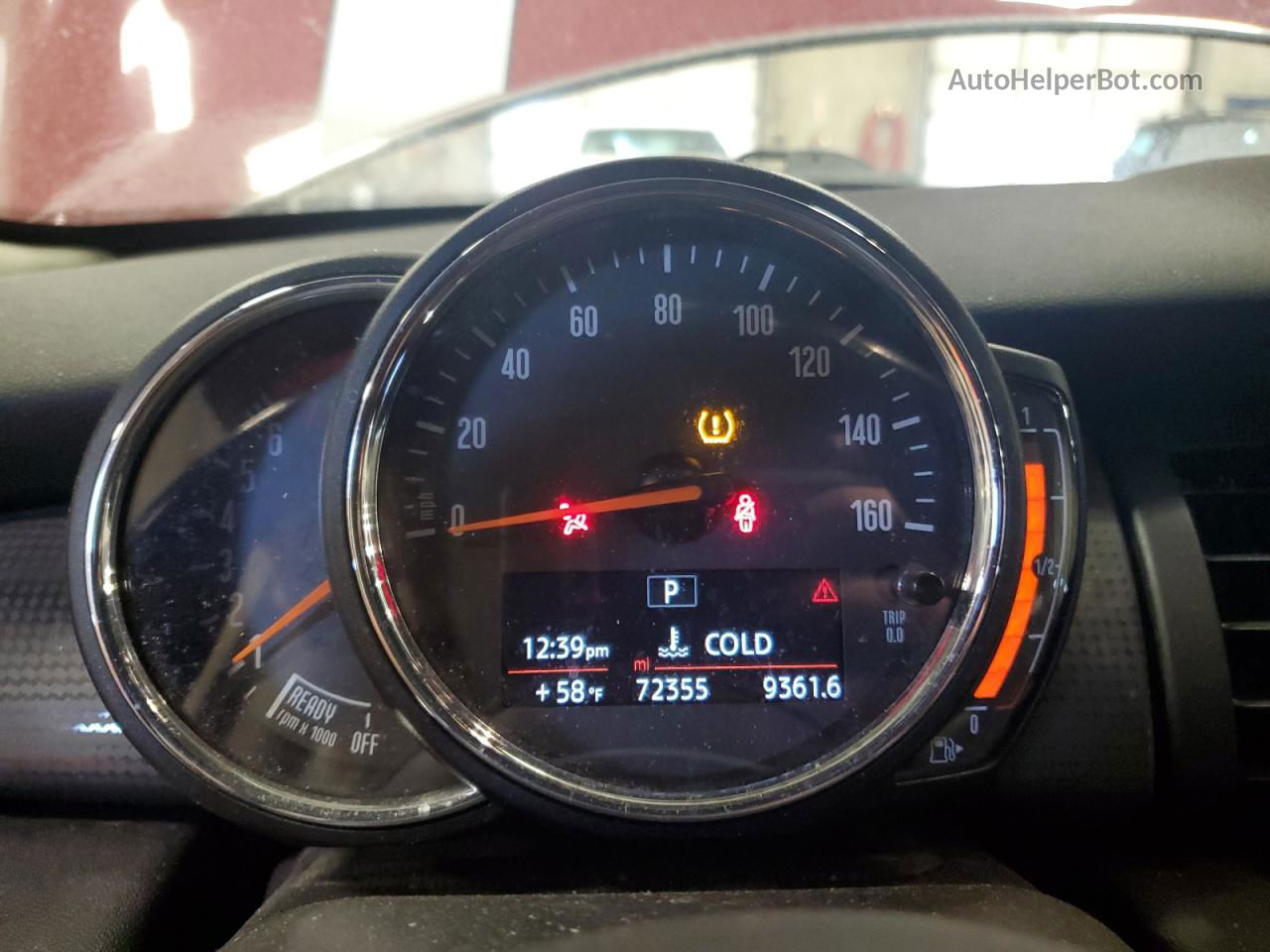 2018 Mini Cooper  Red vin: WMWXP5C53J2H29193