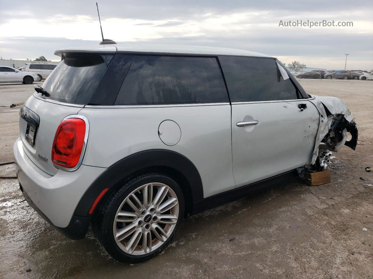 2018 Mini Cooper  Silver vin: WMWXP5C54J2G62426