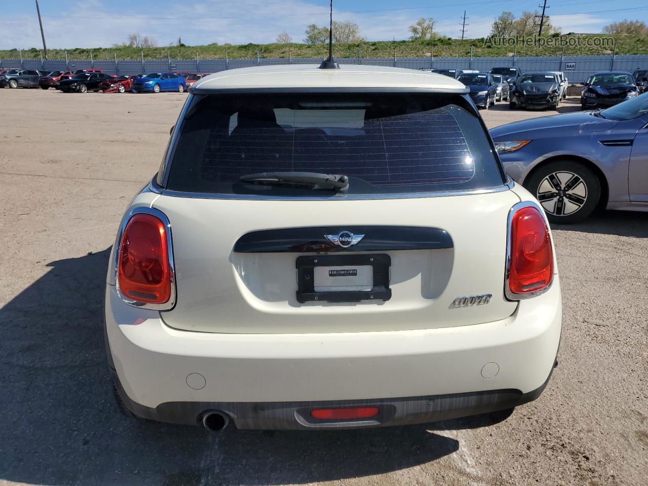 2018 Mini Cooper  Cream vin: WMWXP5C56J2G63447