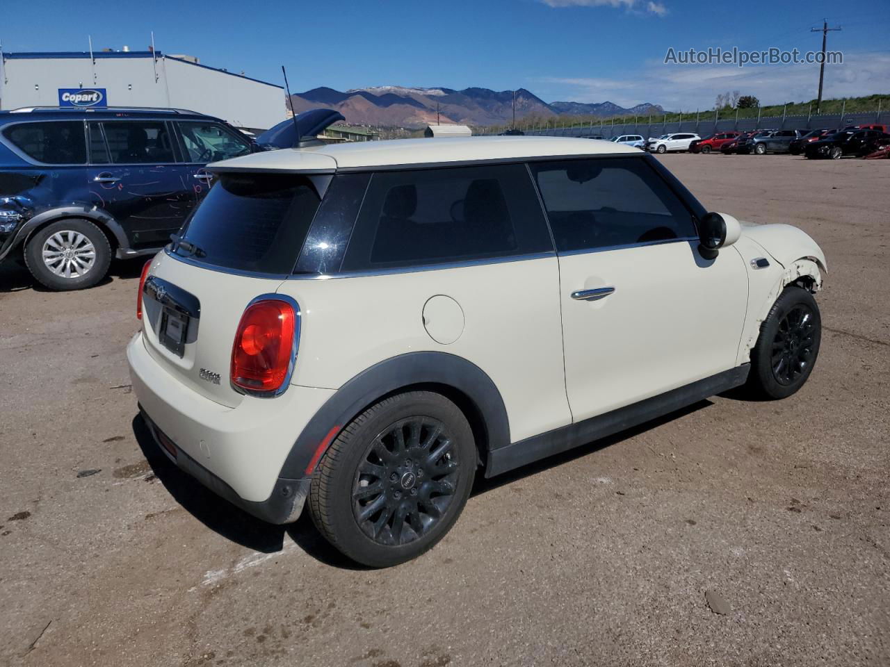 2018 Mini Cooper  Cream vin: WMWXP5C56J2G63447