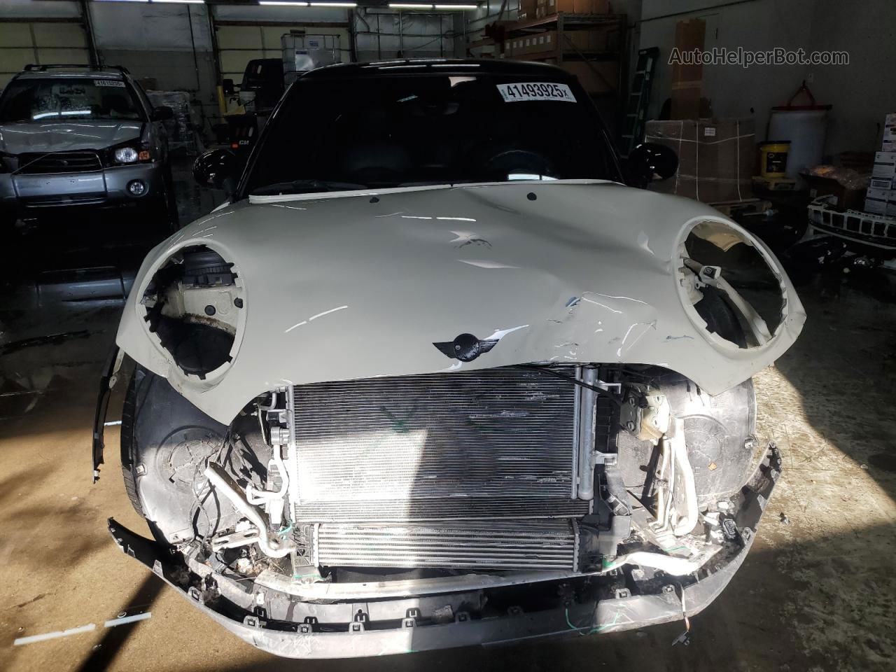 2018 Mini Cooper  White vin: WMWXP5C5XJ2G62978