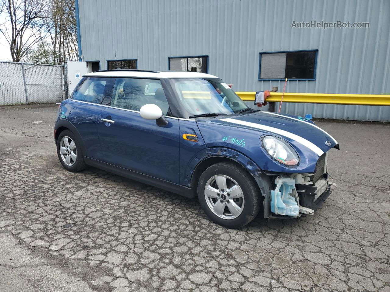 2018 Mini Cooper  Blue vin: WMWXP5C5XJ2G63001