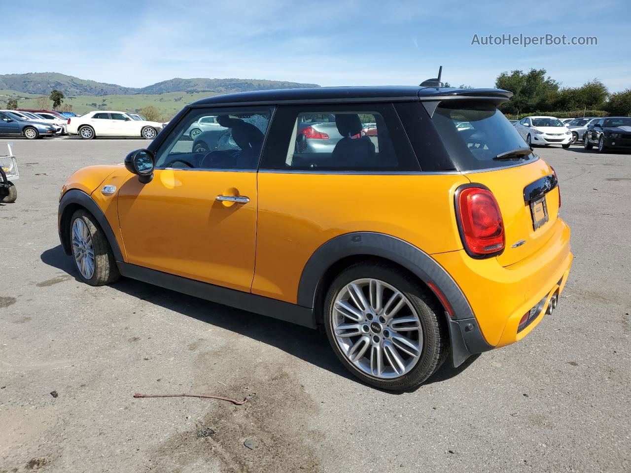 2015 Mini Cooper S Gold vin: WMWXP7C55FT740898