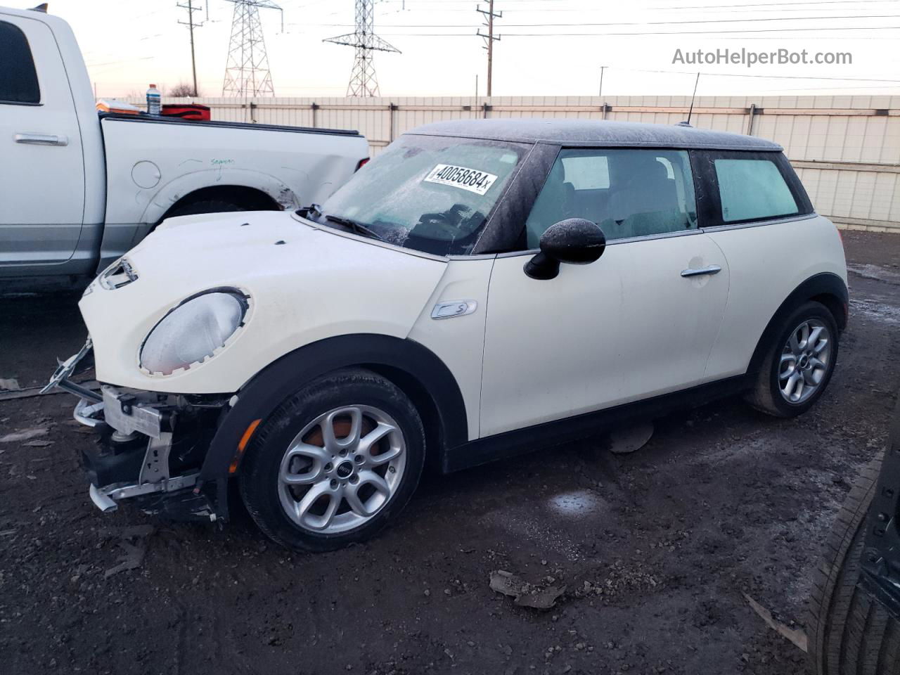 2018 Mini Cooper S White vin: WMWXP7C56J2A48456