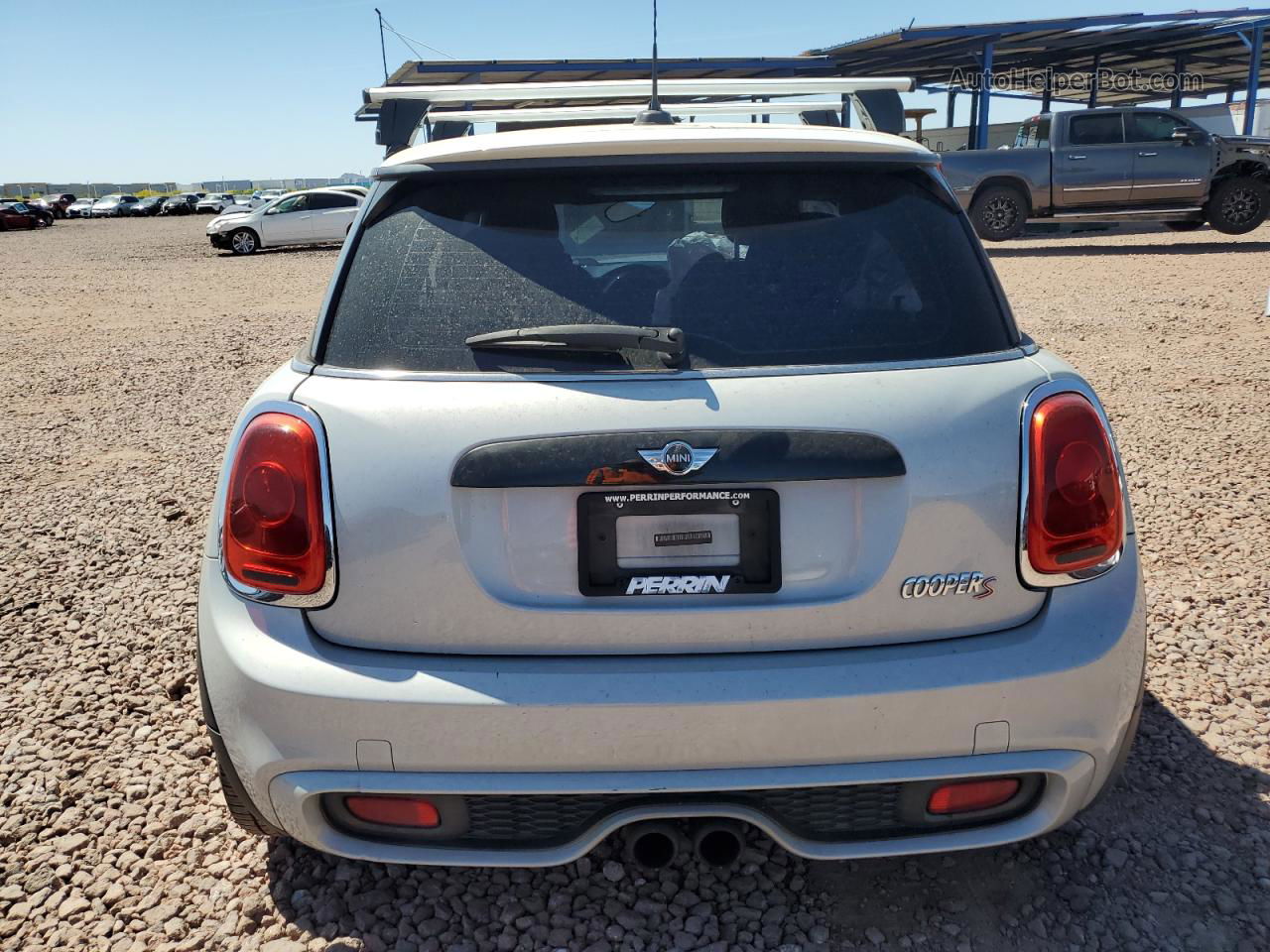 2015 Mini Cooper S Silver vin: WMWXP7C5XF2A35555