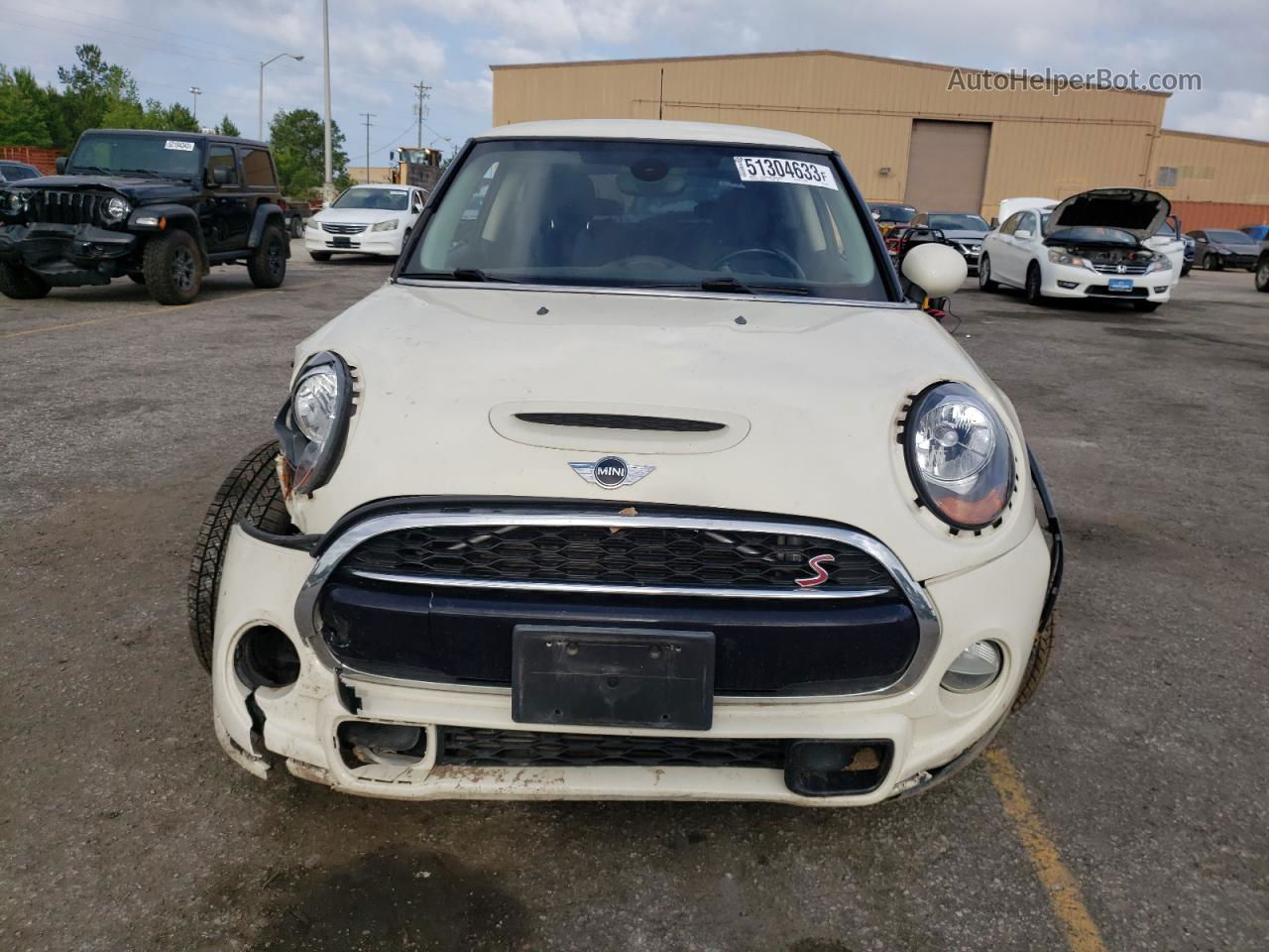 2015 Mini Cooper S White vin: WMWXP7C5XF2A39301