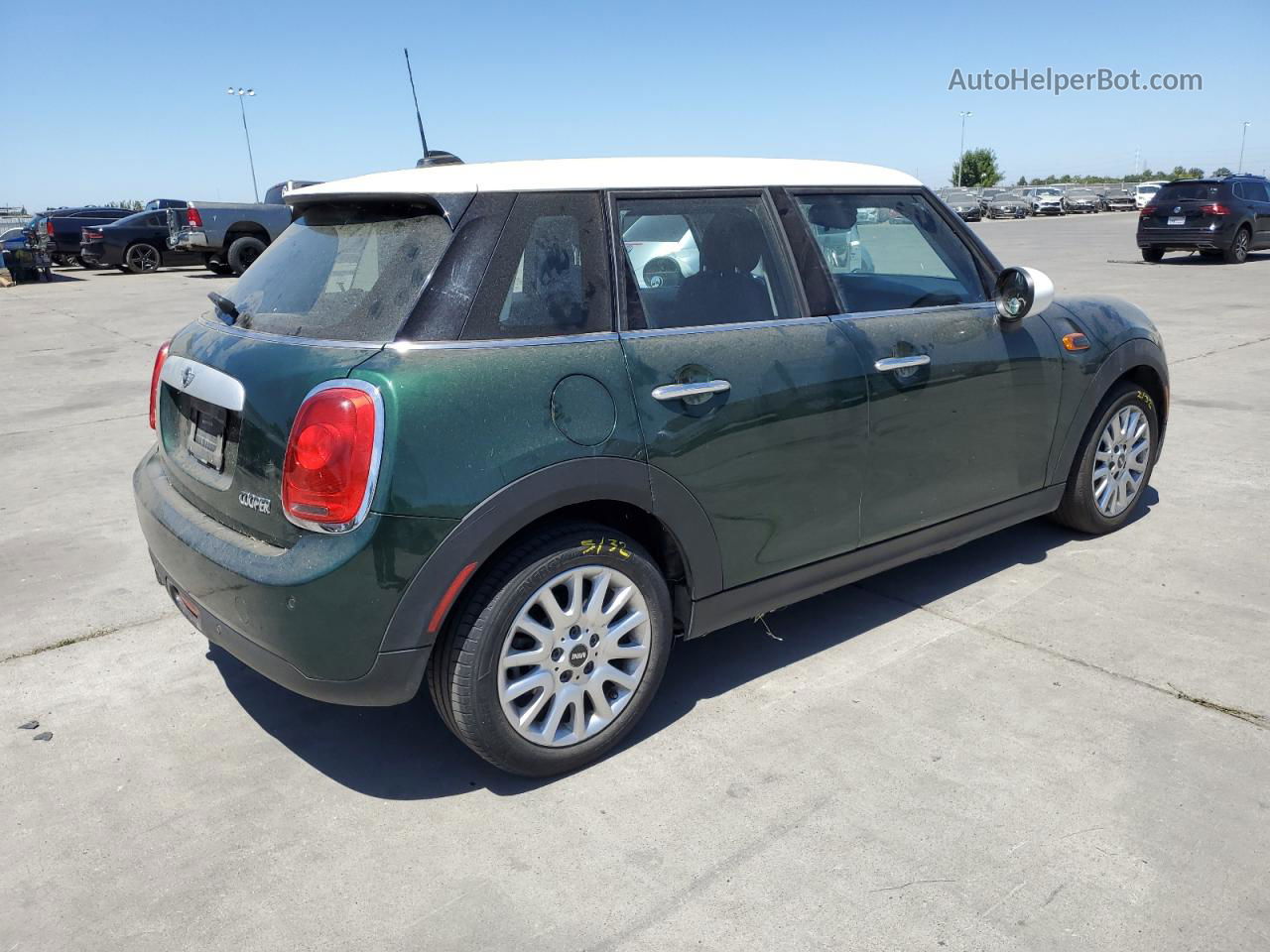 2015 Mini Cooper  Green vin: WMWXS5C57FT829391