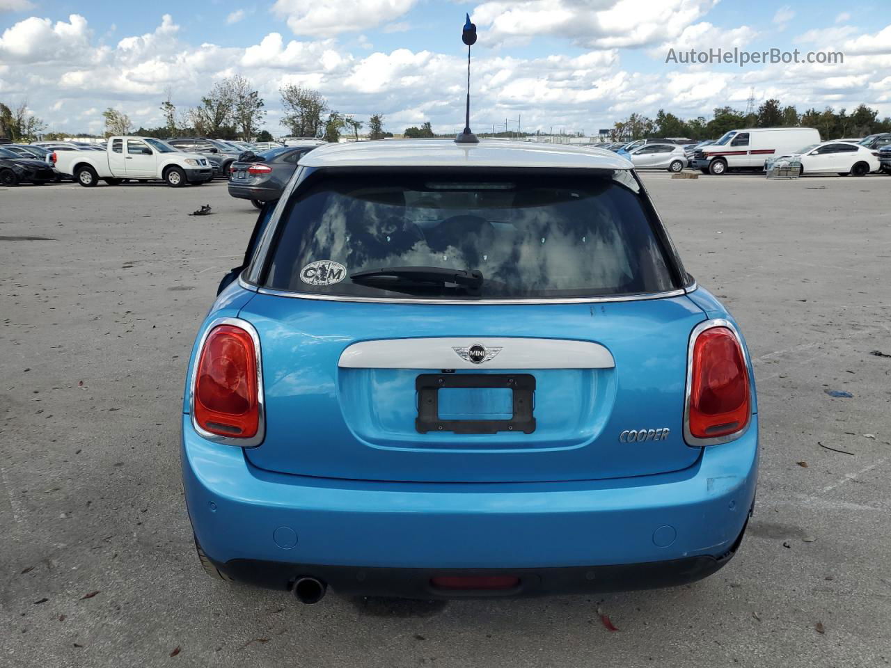 2015 Mini Cooper  Blue vin: WMWXS5C57FT831156