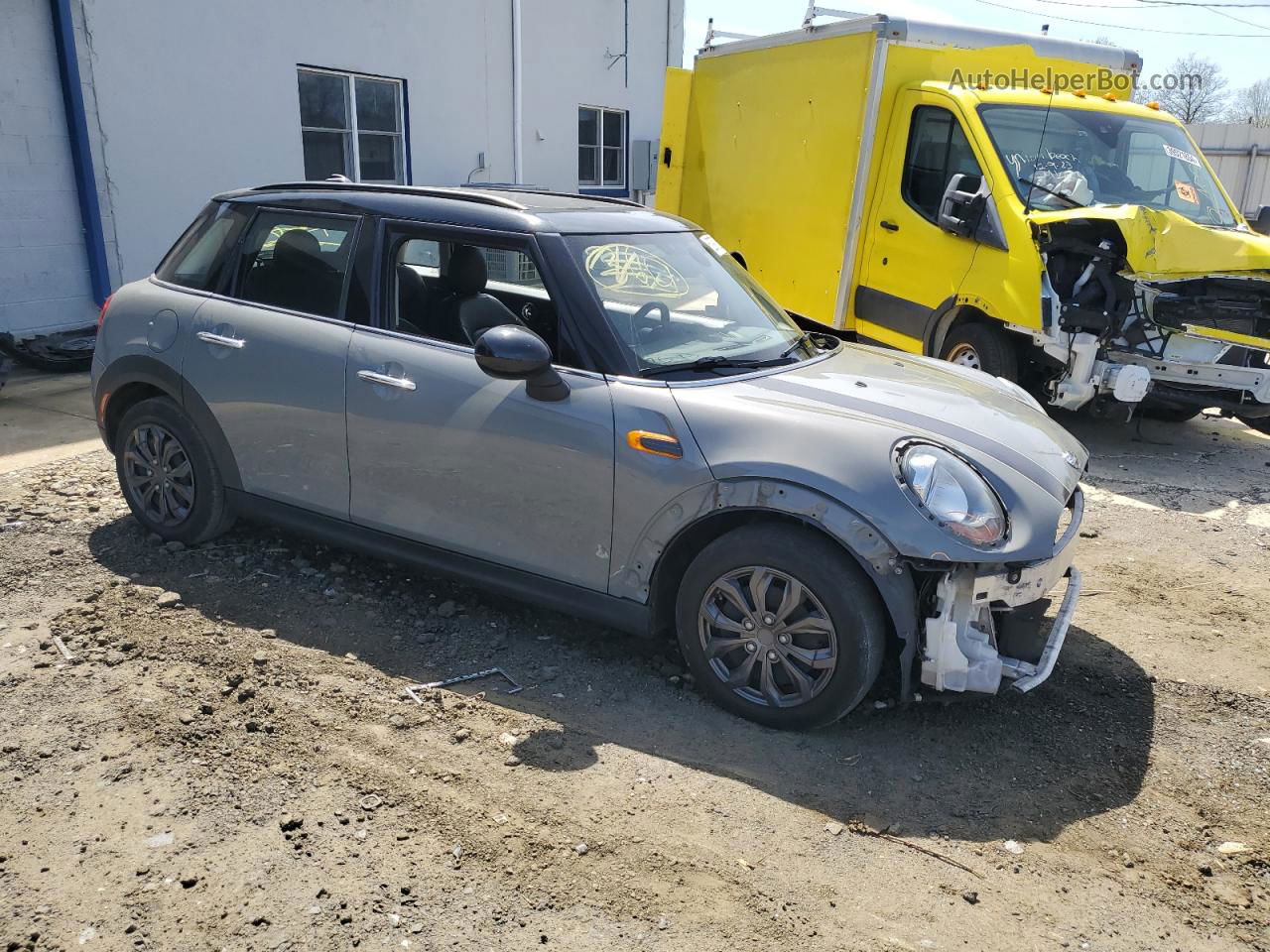 2018 Mini Cooper  Gray vin: WMWXU1C51J2F80039