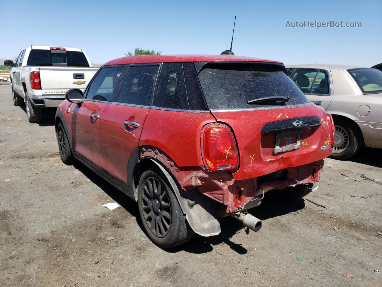 2018 Mini Cooper  Red vin: WMWXU1C56J2F80487