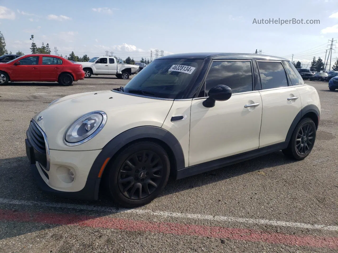 2018 Mini Cooper  Cream vin: WMWXU1C57J2F81079