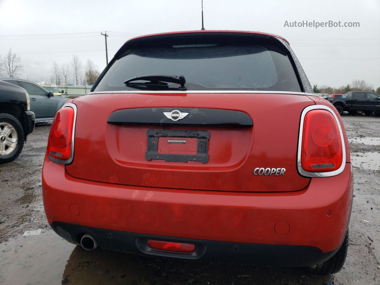 2018 Mini Cooper  Red vin: WMWXU1C5XJ2F80489