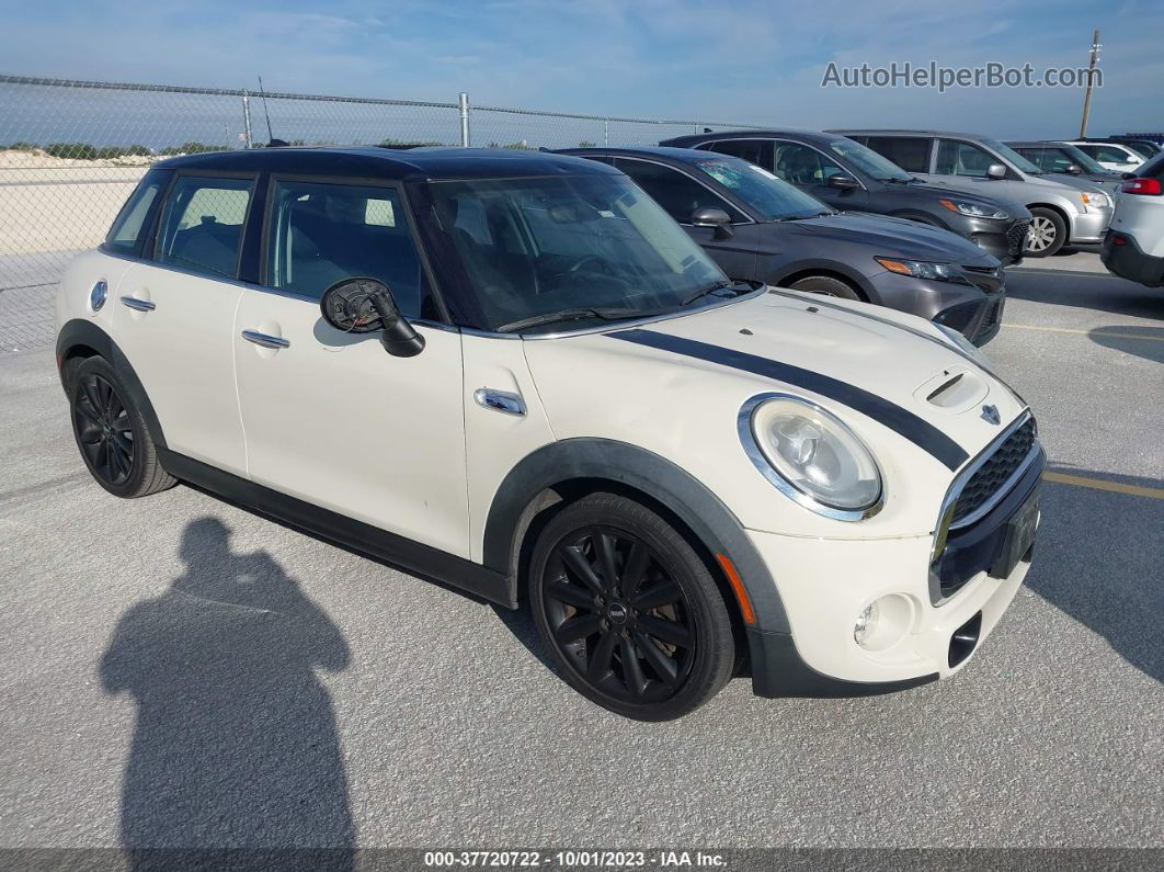 2015 Mini Cooper Hardtop 4 Door S Cream vin: WMWXU3C50F2B58279