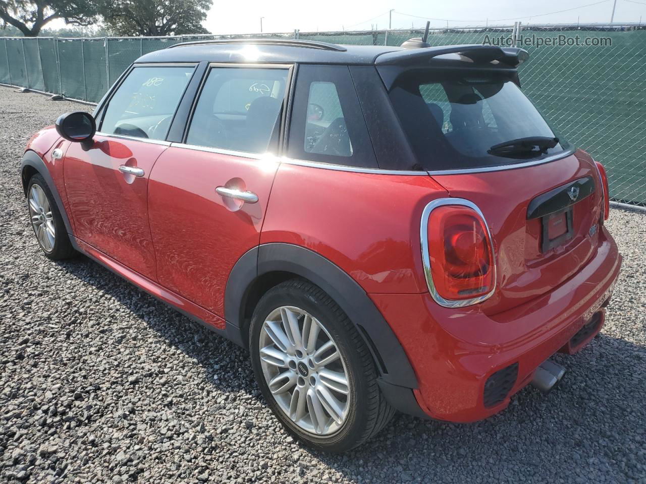 2018 Mini Cooper S Red vin: WMWXU3C56J2F50109