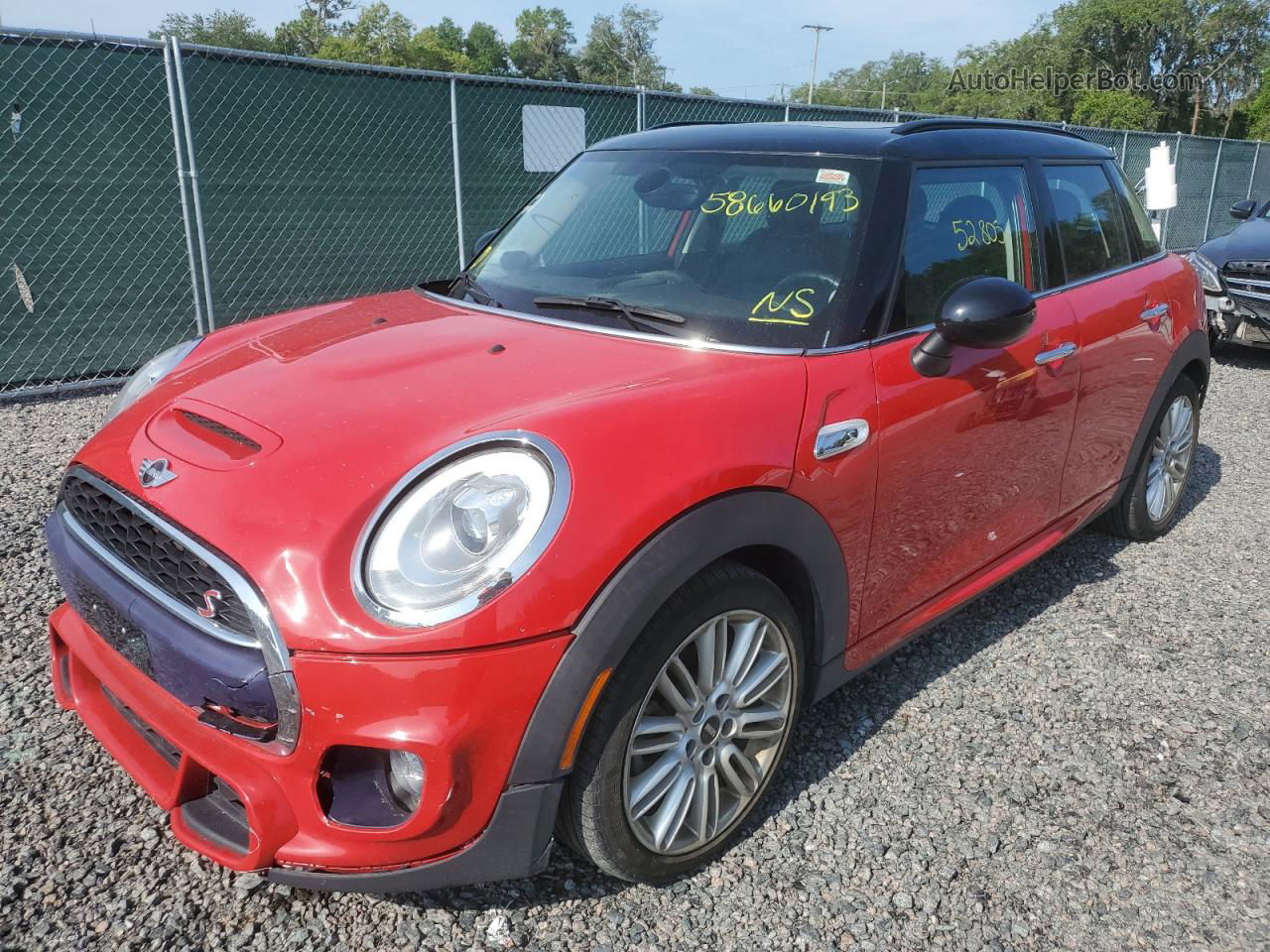 2018 Mini Cooper S Red vin: WMWXU3C56J2F50109