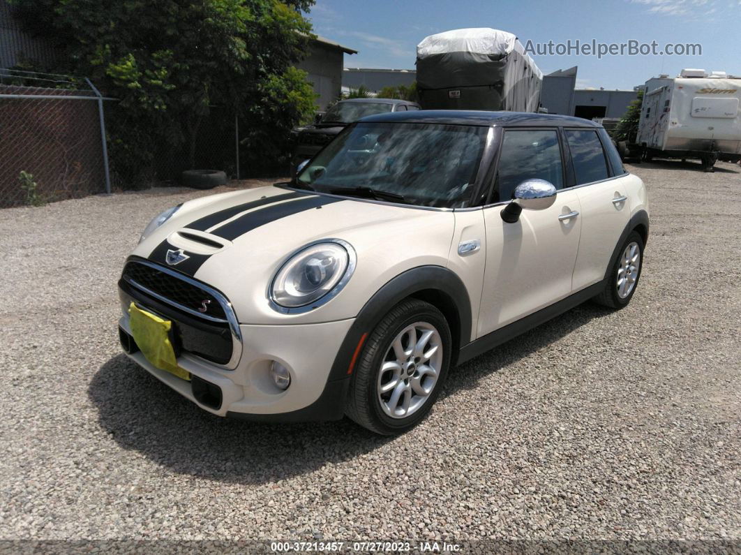 2015 Mini Cooper Hardtop 4 Door S Beige vin: WMWXU3C57FT891811