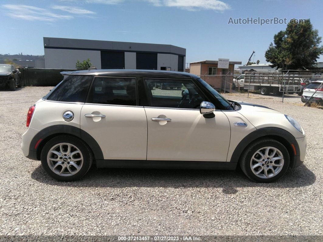 2015 Mini Cooper Hardtop 4 Door S Beige vin: WMWXU3C57FT891811