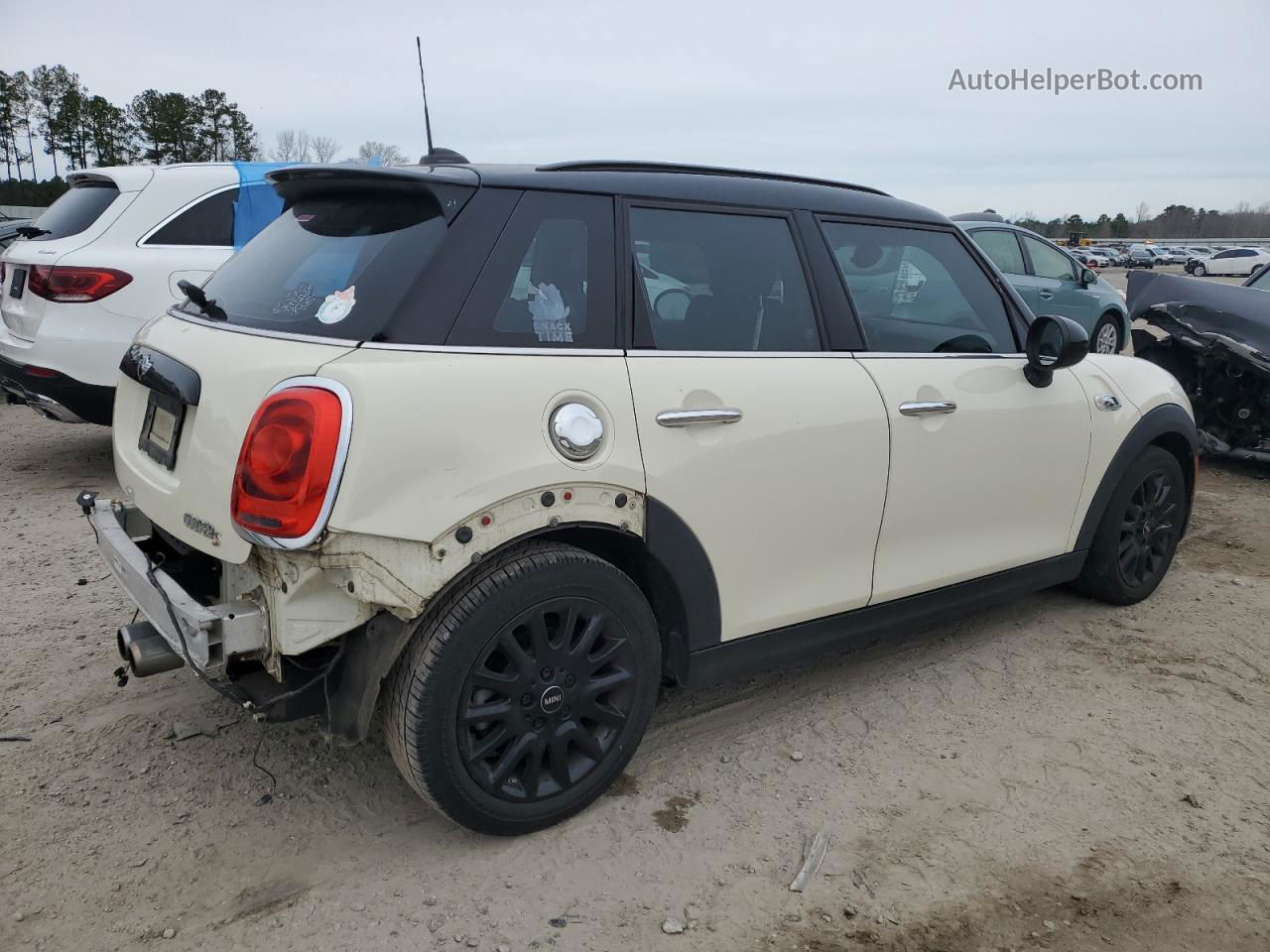 2018 Mini Cooper S White vin: WMWXU3C58J2F51018