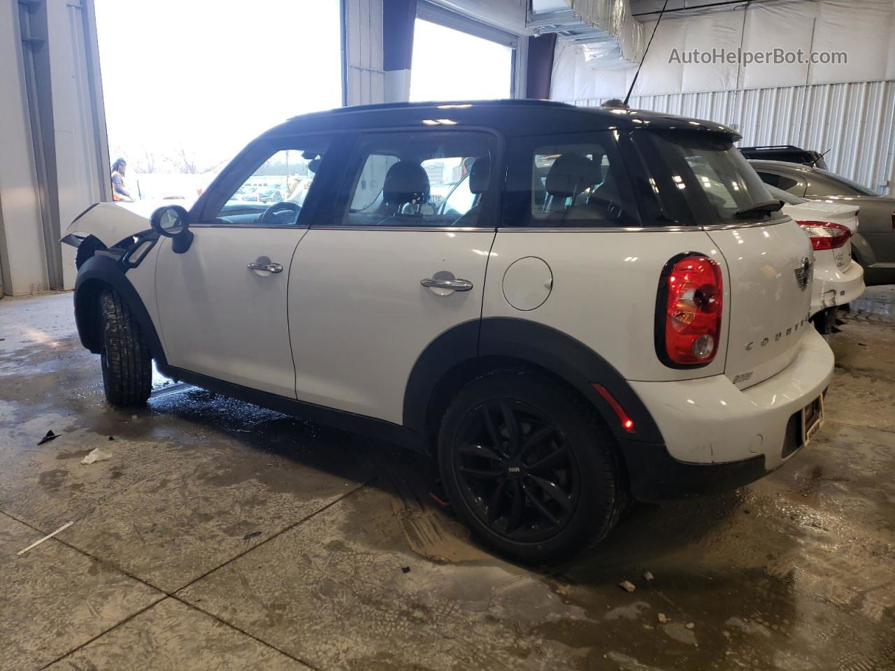 2015 Mini Cooper Countryman White vin: WMWZB3C50FWR44166