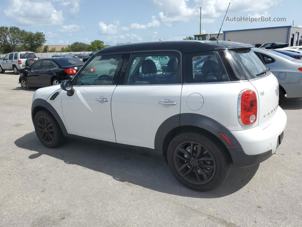 2015 Mini Cooper Countryman White vin: WMWZB3C5XFWR44014