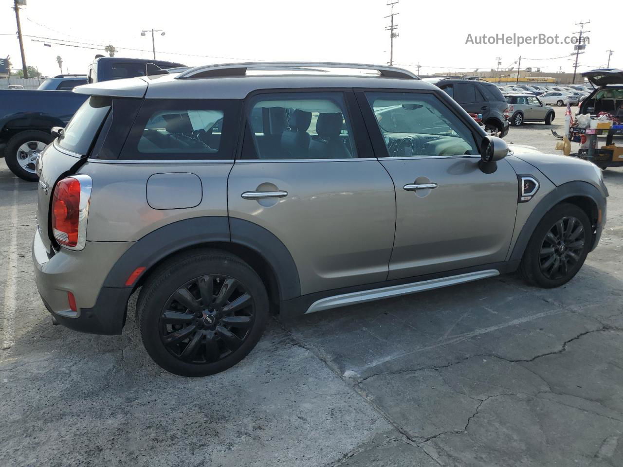 2018 Mini Cooper S Countryman Gray vin: WMZYT3C31J3E93420