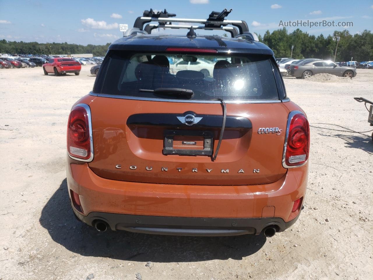 2018 Mini Cooper S Countryman Orange vin: WMZYT3C31J3E93756