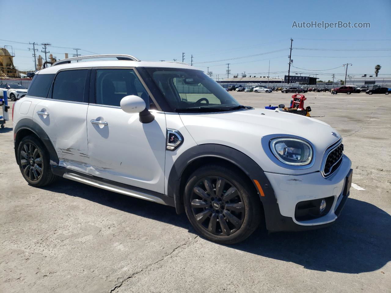 2018 Mini Cooper S Countryman White vin: WMZYT3C33J3D99524