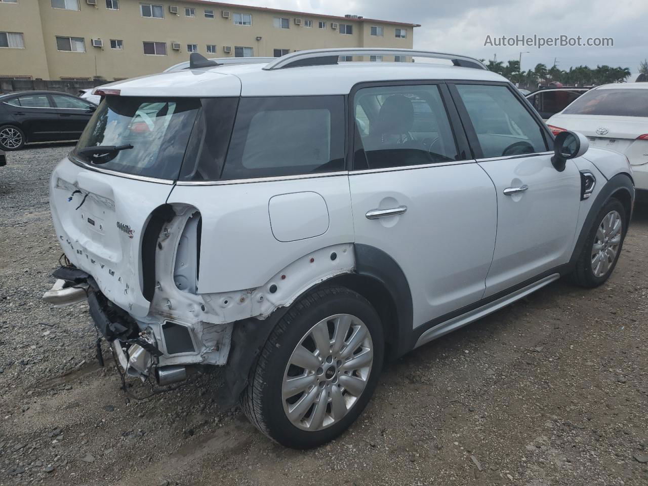 2018 Mini Cooper S Countryman White vin: WMZYT3C38J3D99521