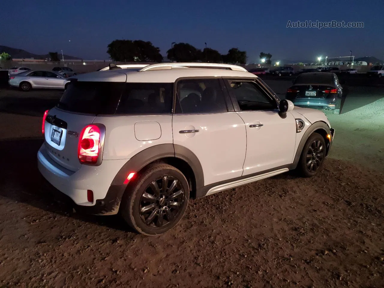 2018 Mini Cooper S Countryman Белый vin: WMZYT3C38J3D99728