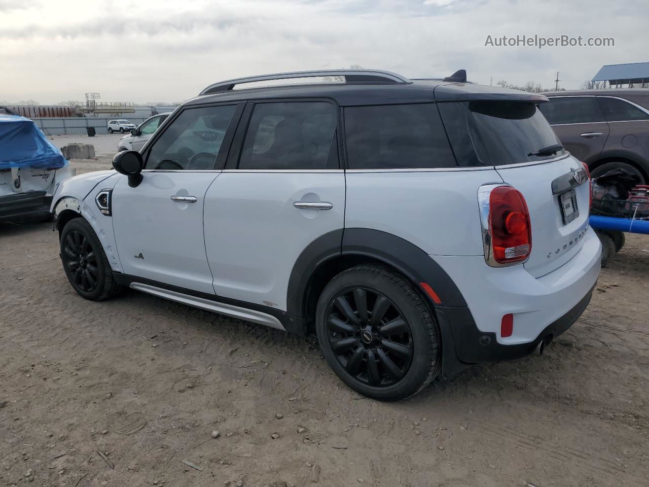 2018 Mini Cooper S Countryman All4 White vin: WMZYT5C39J3D81881