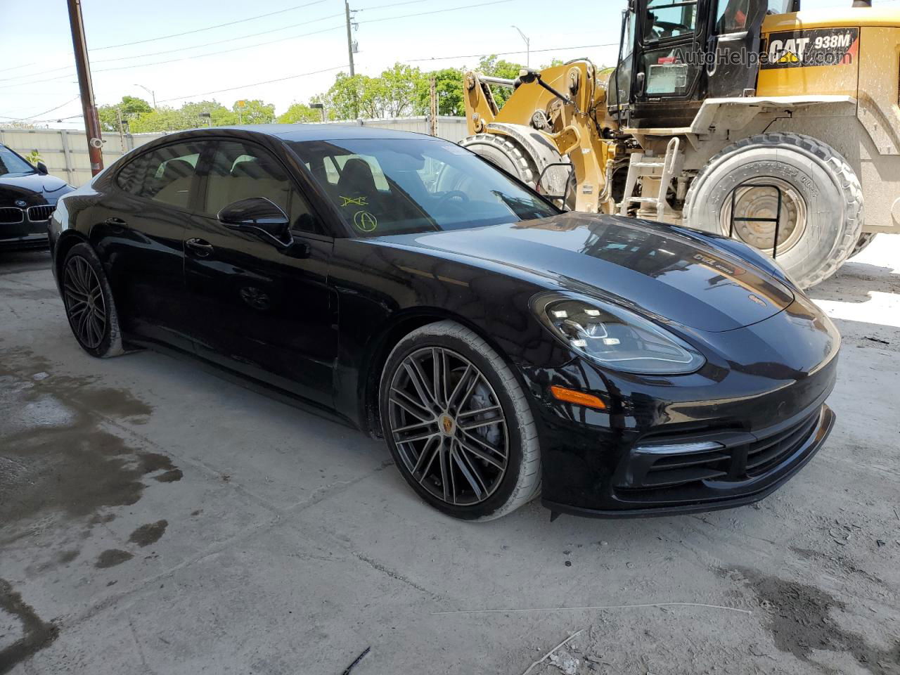 2018 Porsche Panamera 4 Черный vin: WP0AA2A70JL100592