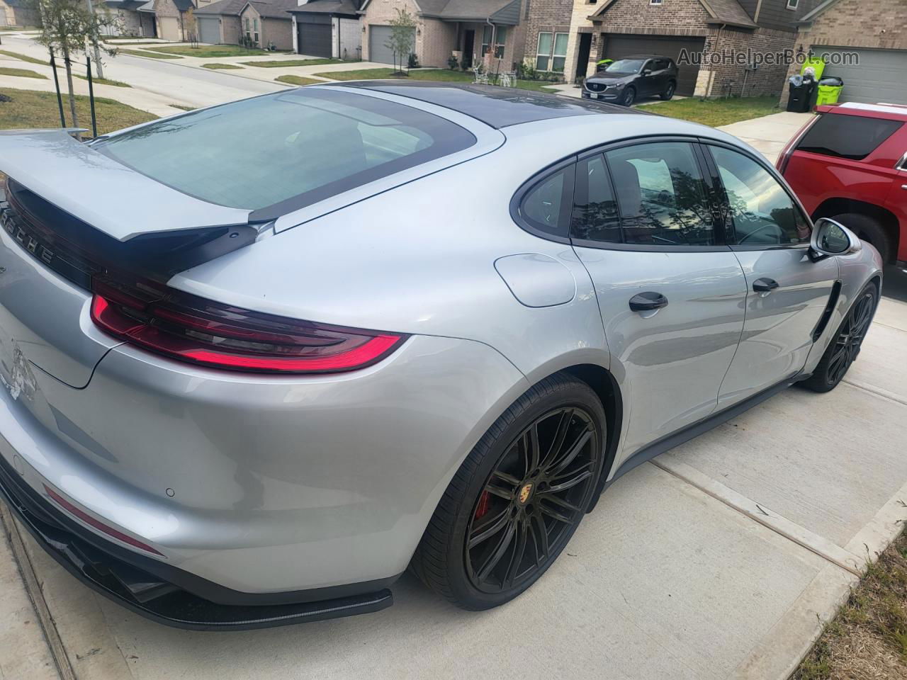 2018 Porsche Panamera 4 Silver vin: WP0AA2A71JL102450