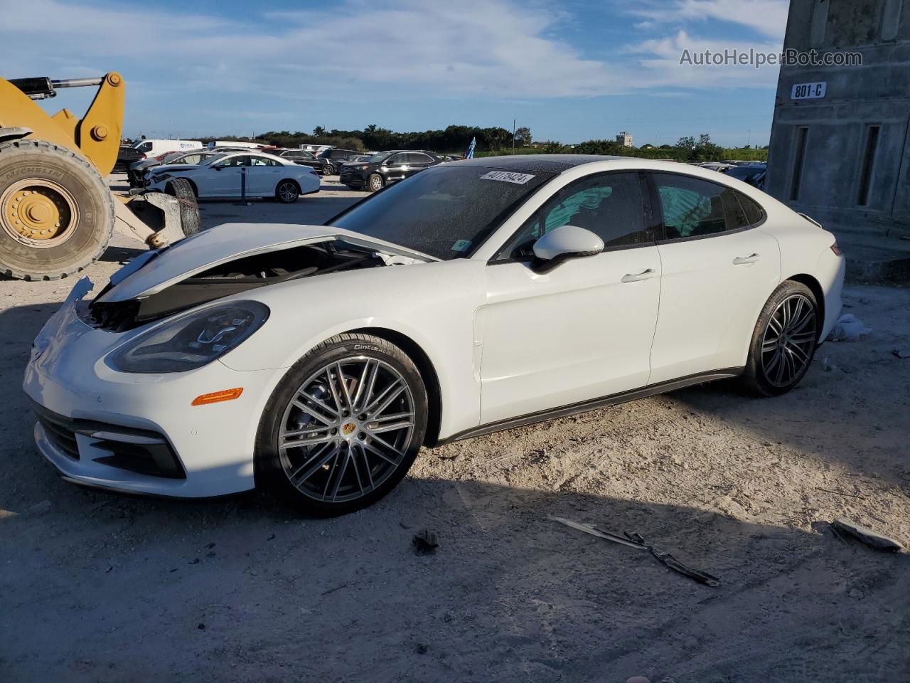 2018 Porsche Panamera 4 White vin: WP0AA2A71JL114095