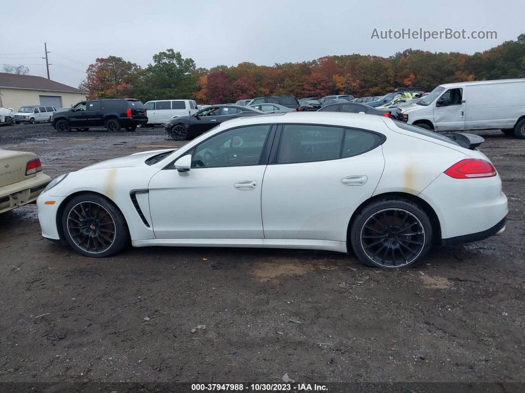 2014 Porsche Panamera 4 White vin: WP0AA2A72EL008342