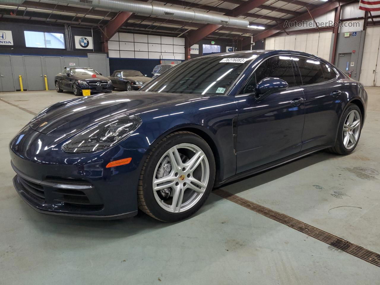 2018 Porsche Panamera 4 Синий vin: WP0AA2A73JL101669