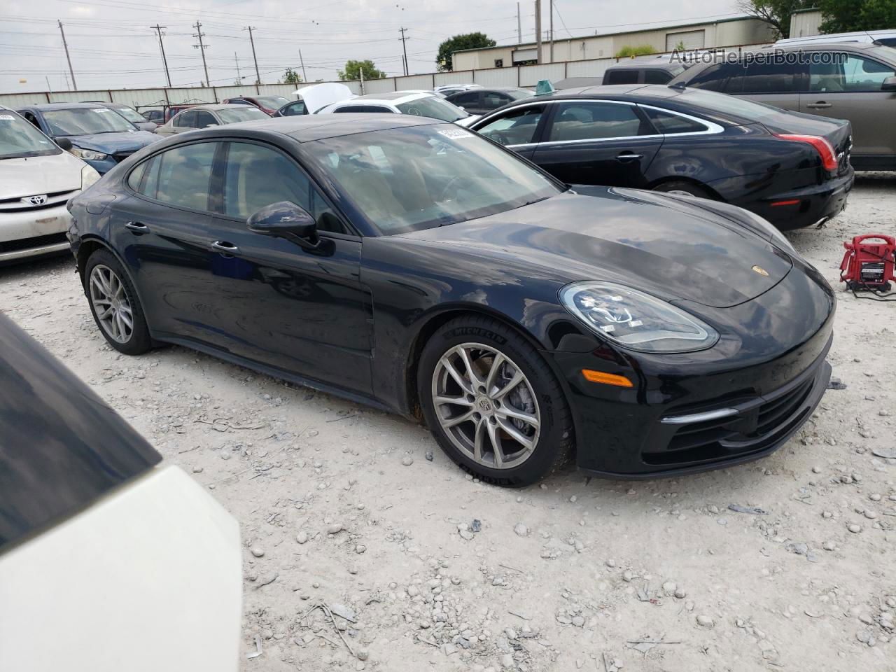 2018 Porsche Panamera 4 Black vin: WP0AA2A73JL107942