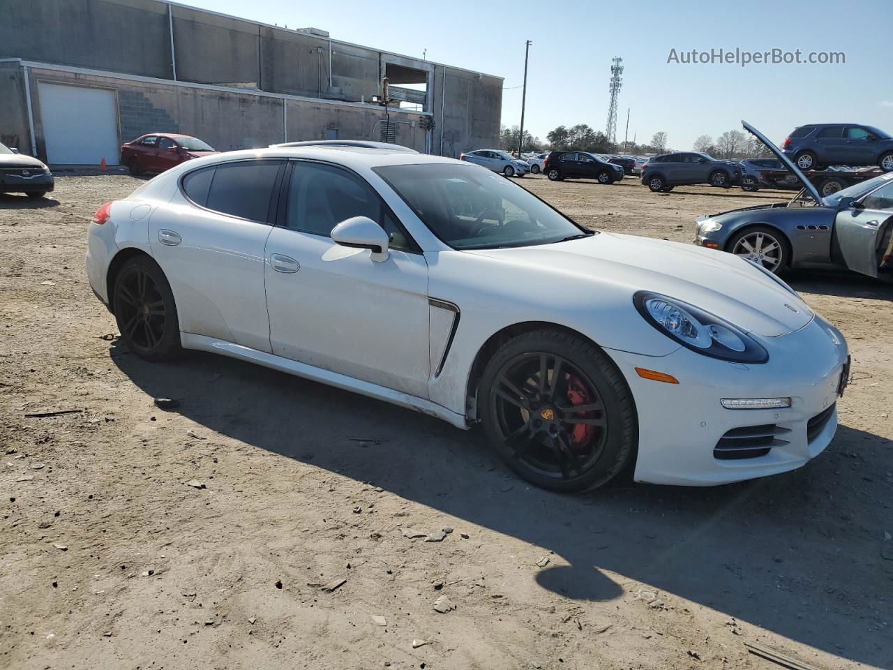 2014 Porsche Panamera 2 White vin: WP0AA2A74EL014207