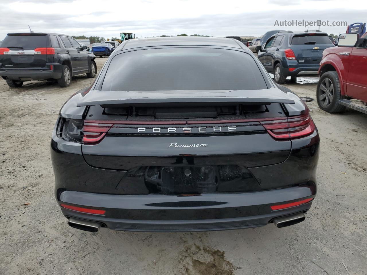 2018 Porsche Panamera 4 Черный vin: WP0AA2A74JL111658