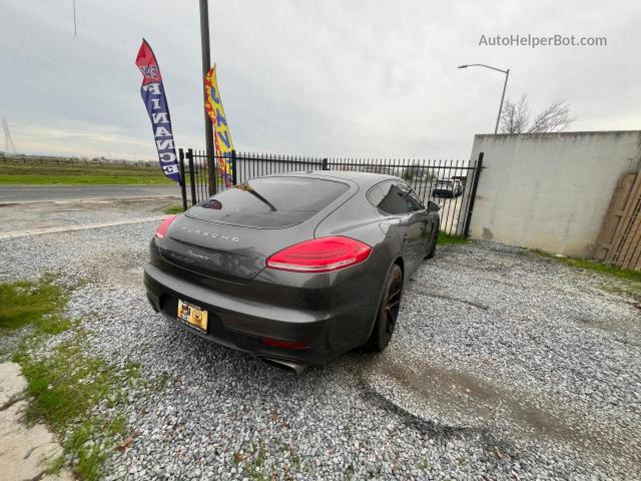 2014 Porsche Panamera 2 Gray vin: WP0AA2A75EL015186