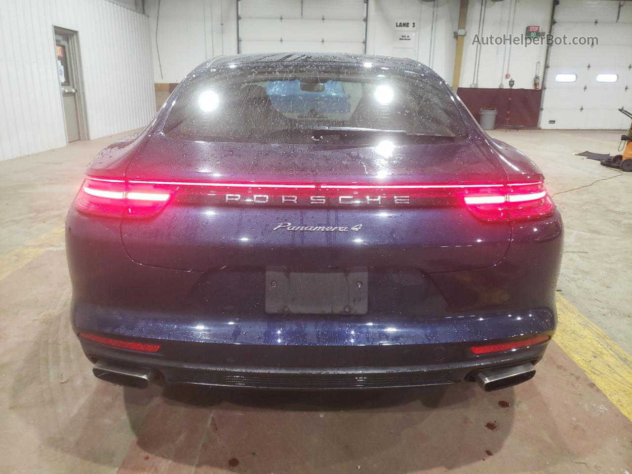 2018 Porsche Panamera 4 Blue vin: WP0AA2A76JL110270