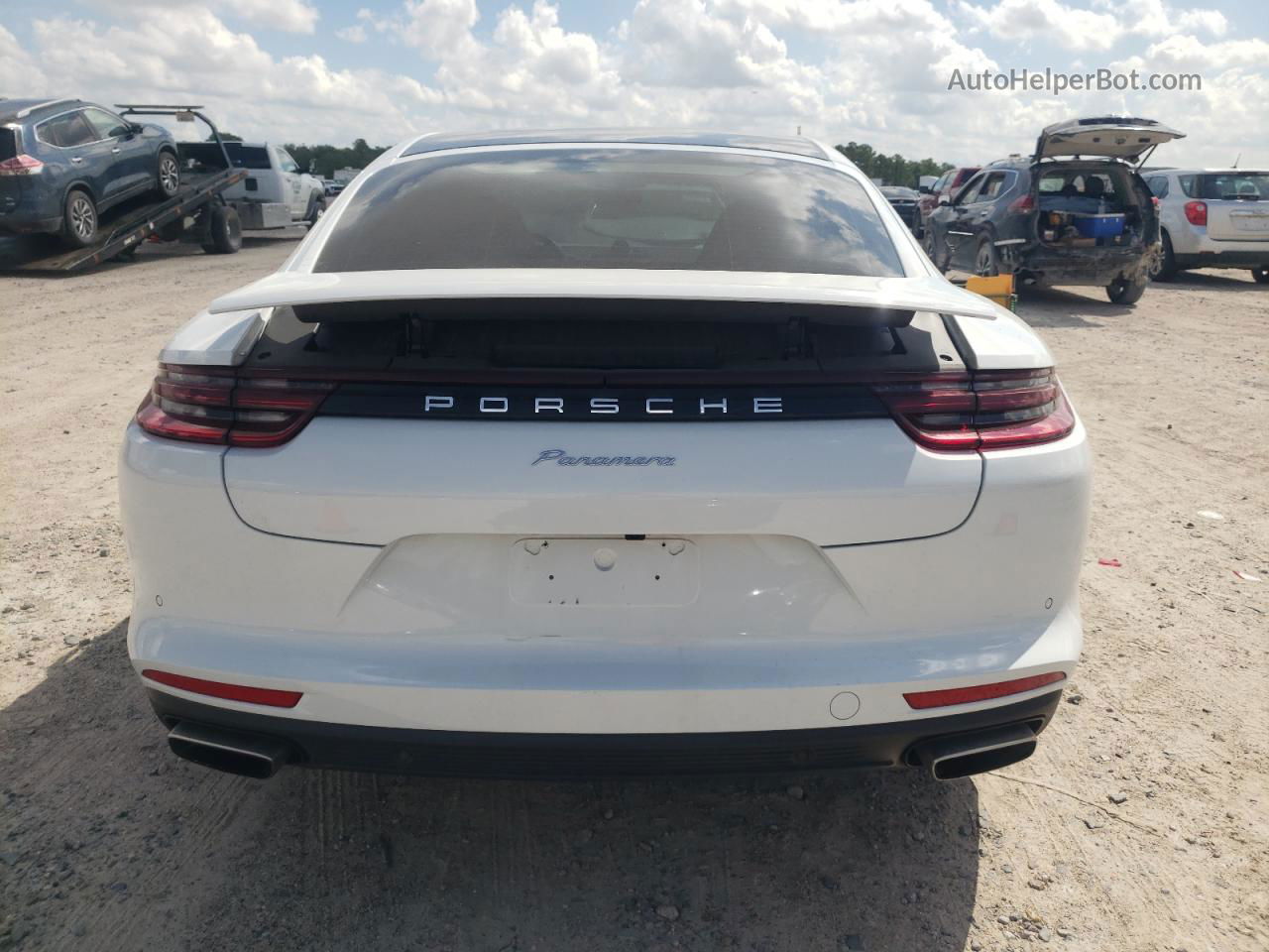 2018 Porsche Panamera 4 White vin: WP0AA2A76JL112486