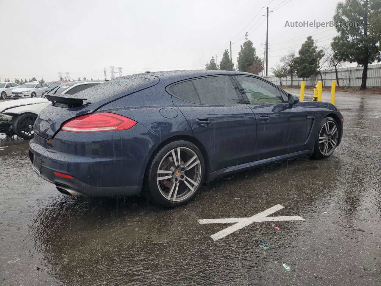 2014 Porsche Panamera 2 Blue vin: WP0AA2A77EL005758