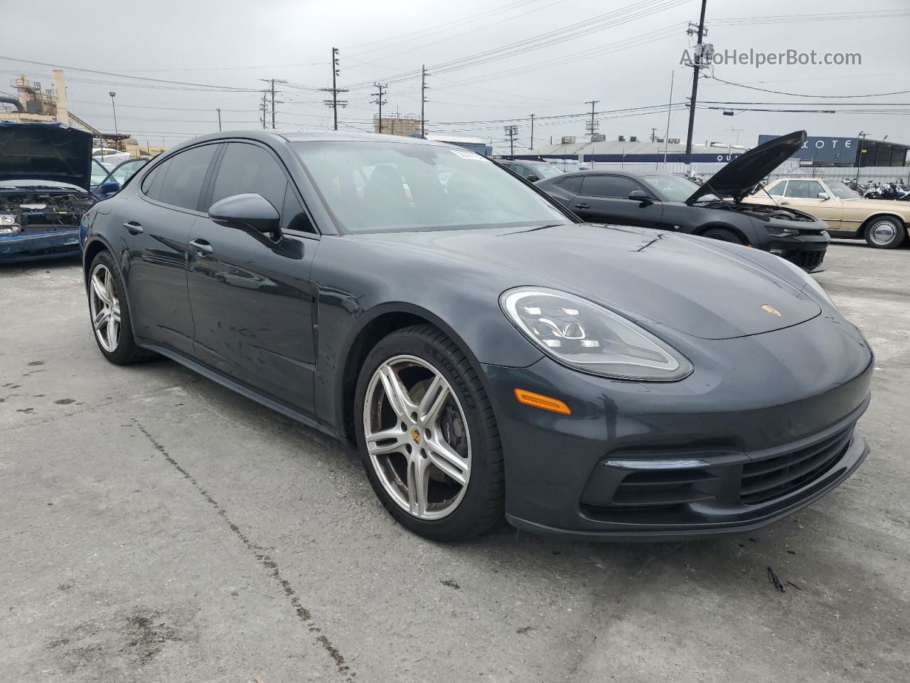 2018 Porsche Panamera 4 Серый vin: WP0AA2A77JL113758