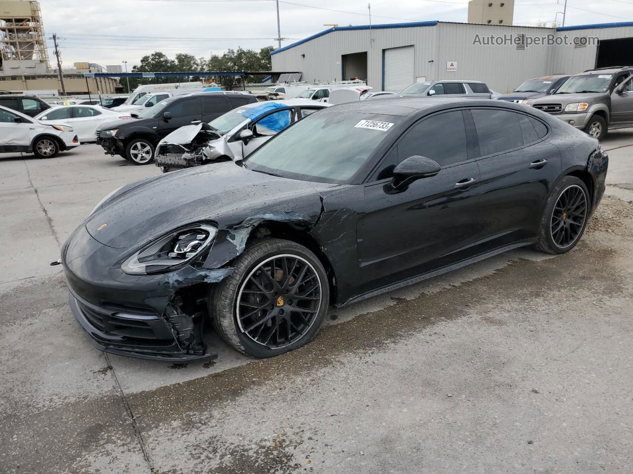 2018 Porsche Panamera 4 Black vin: WP0AA2A77JL114182