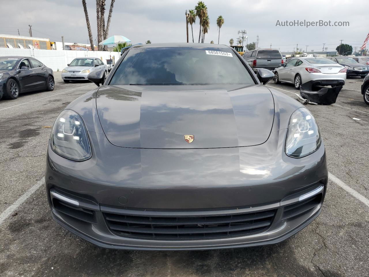 2018 Porsche Panamera 4 Charcoal vin: WP0AA2A78JL112313