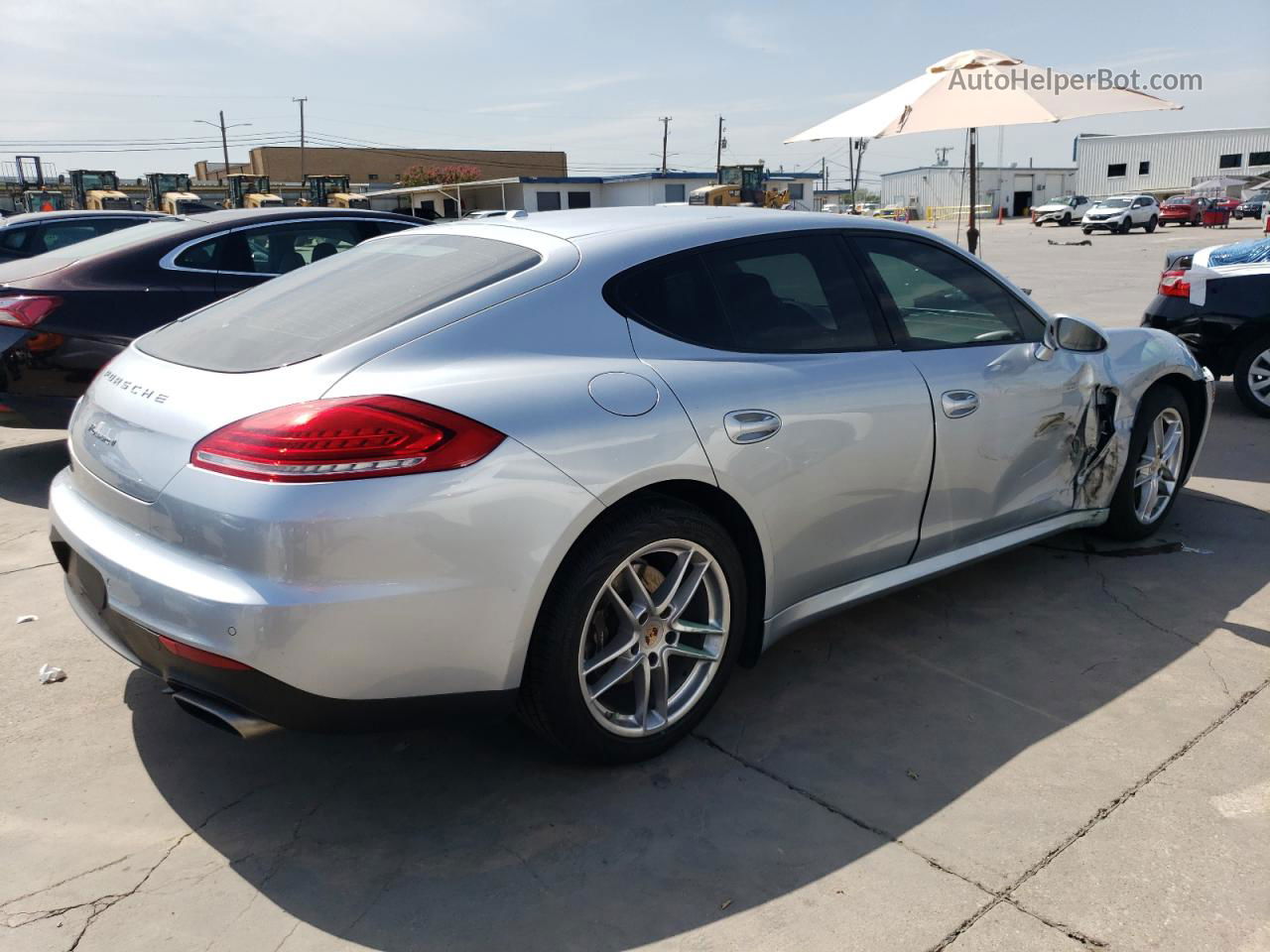 2014 Porsche Panamera 2 Silver vin: WP0AA2A79EL008788